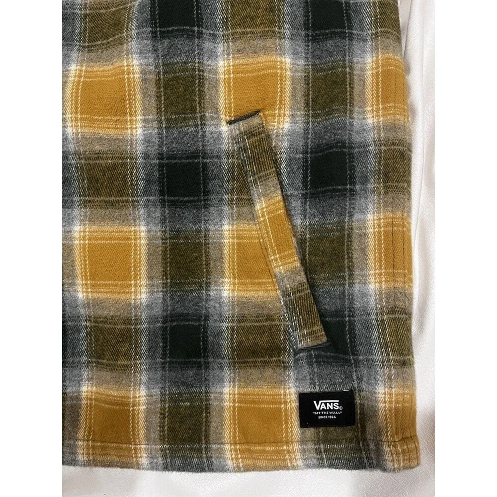 NWOT Vans Pemberton Heavy Shirt Jacket Flannel Plaid Shacket Large Yellow Gray